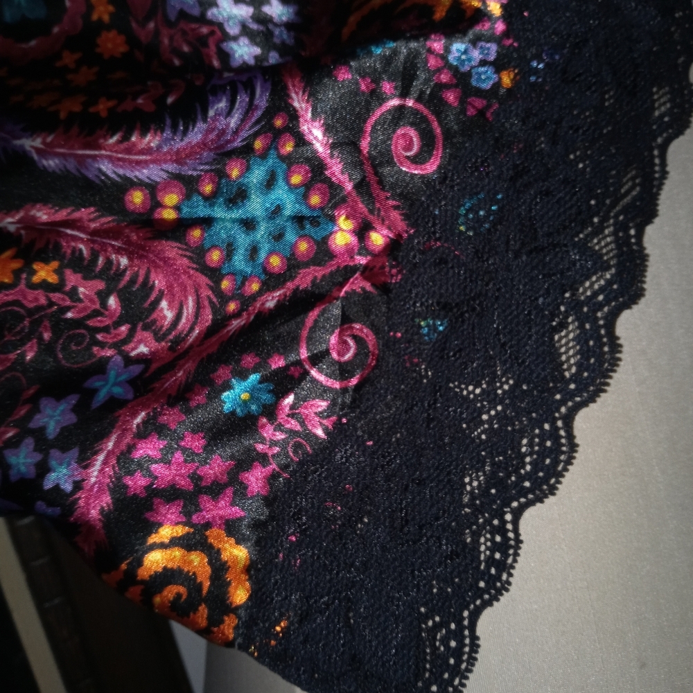 *Plus Size* Luxurious Kimono-Style Satin Robe - Picture 3 of 8